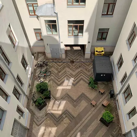 Charming With Rooftop View Lejlighed Riga